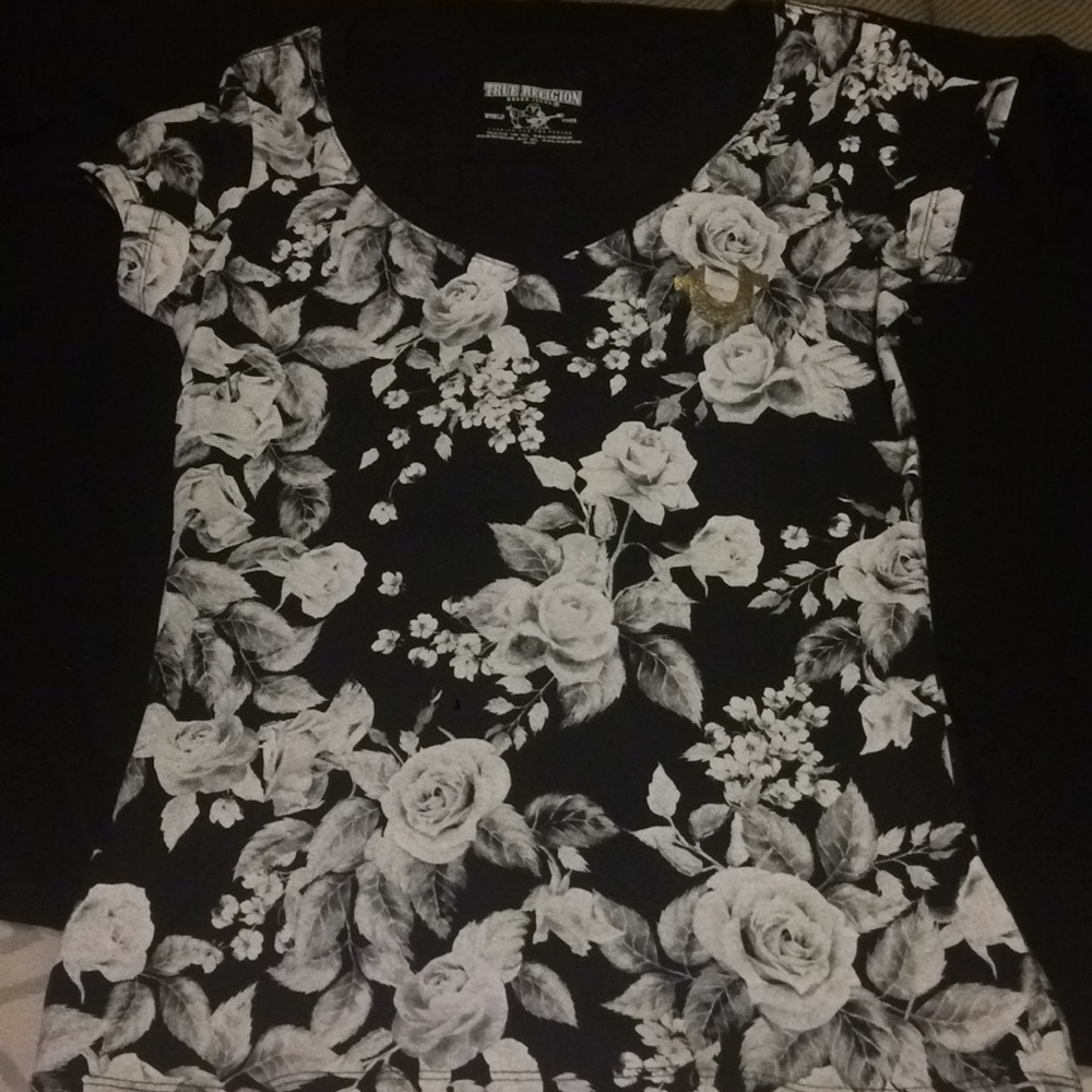 Woman's True Religion shirt NEW